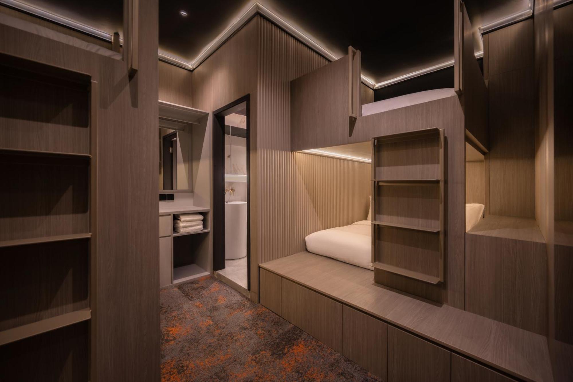 Cube Social Boutique Capsule Hotel At Boat Quay Szingapúr Kültér fotó