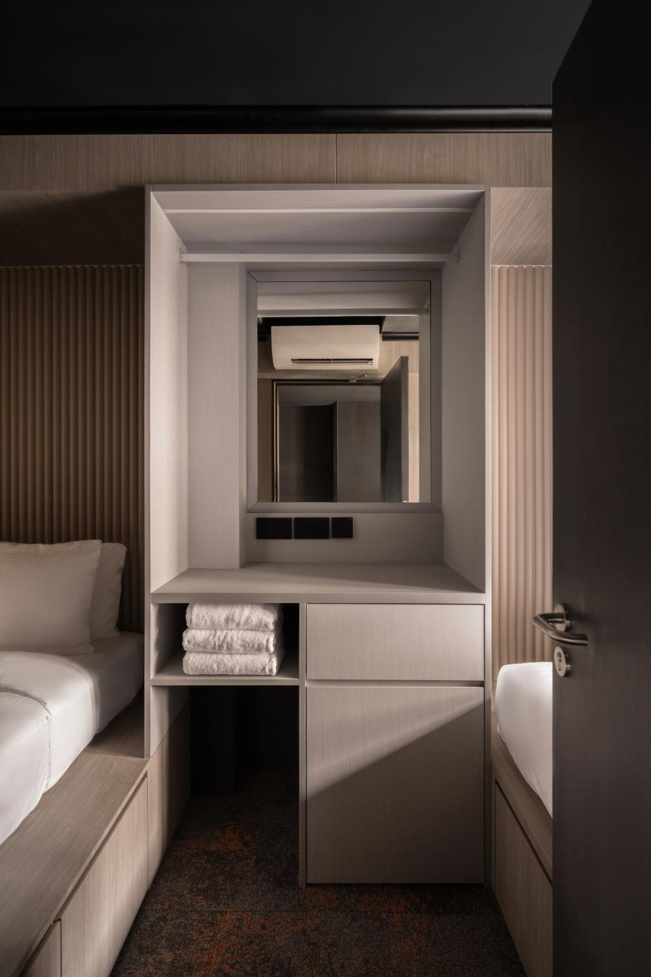 Cube Social Boutique Capsule Hotel At Boat Quay Szingapúr Kültér fotó