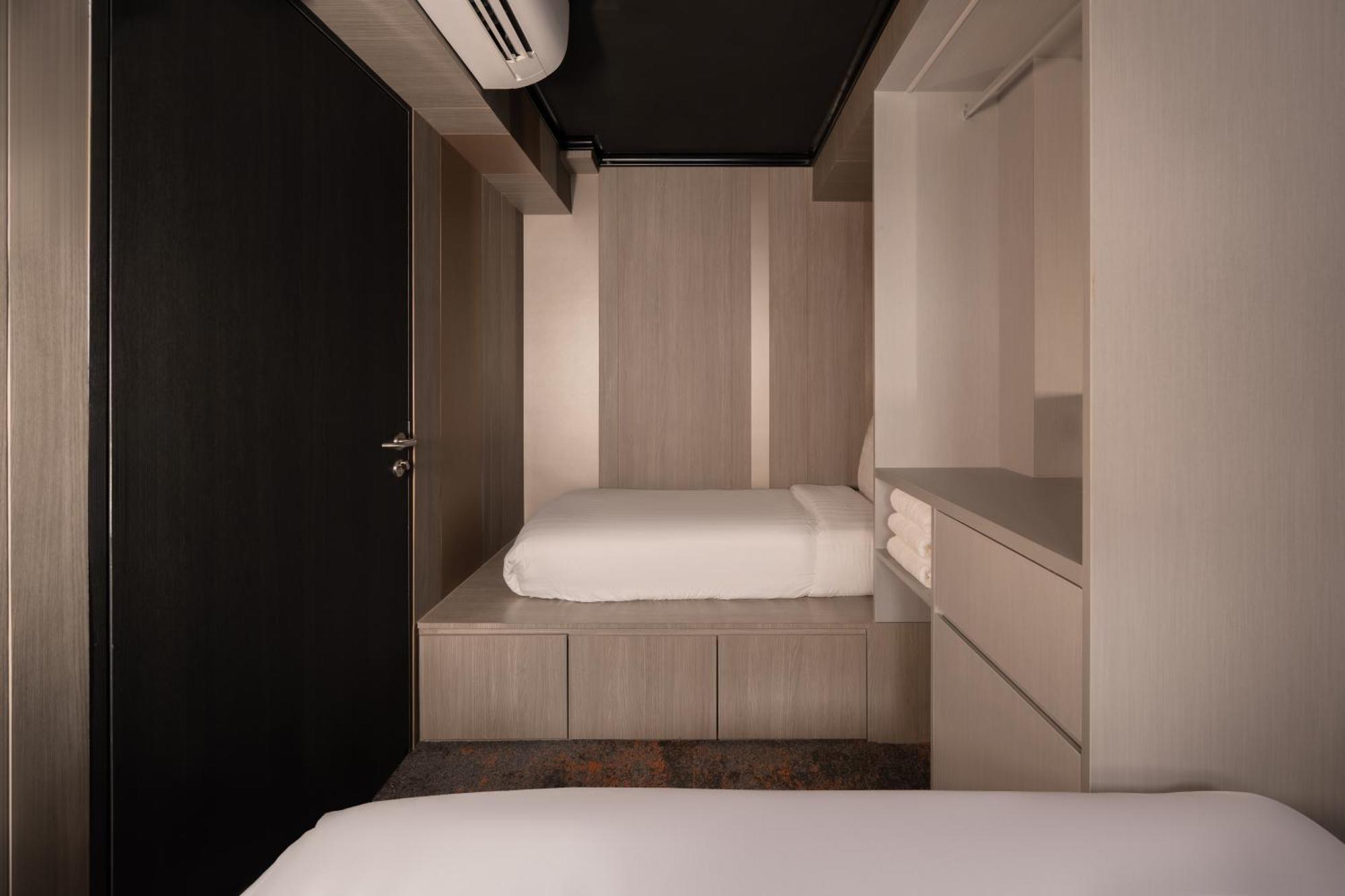 Cube Social Boutique Capsule Hotel At Boat Quay Szingapúr Kültér fotó