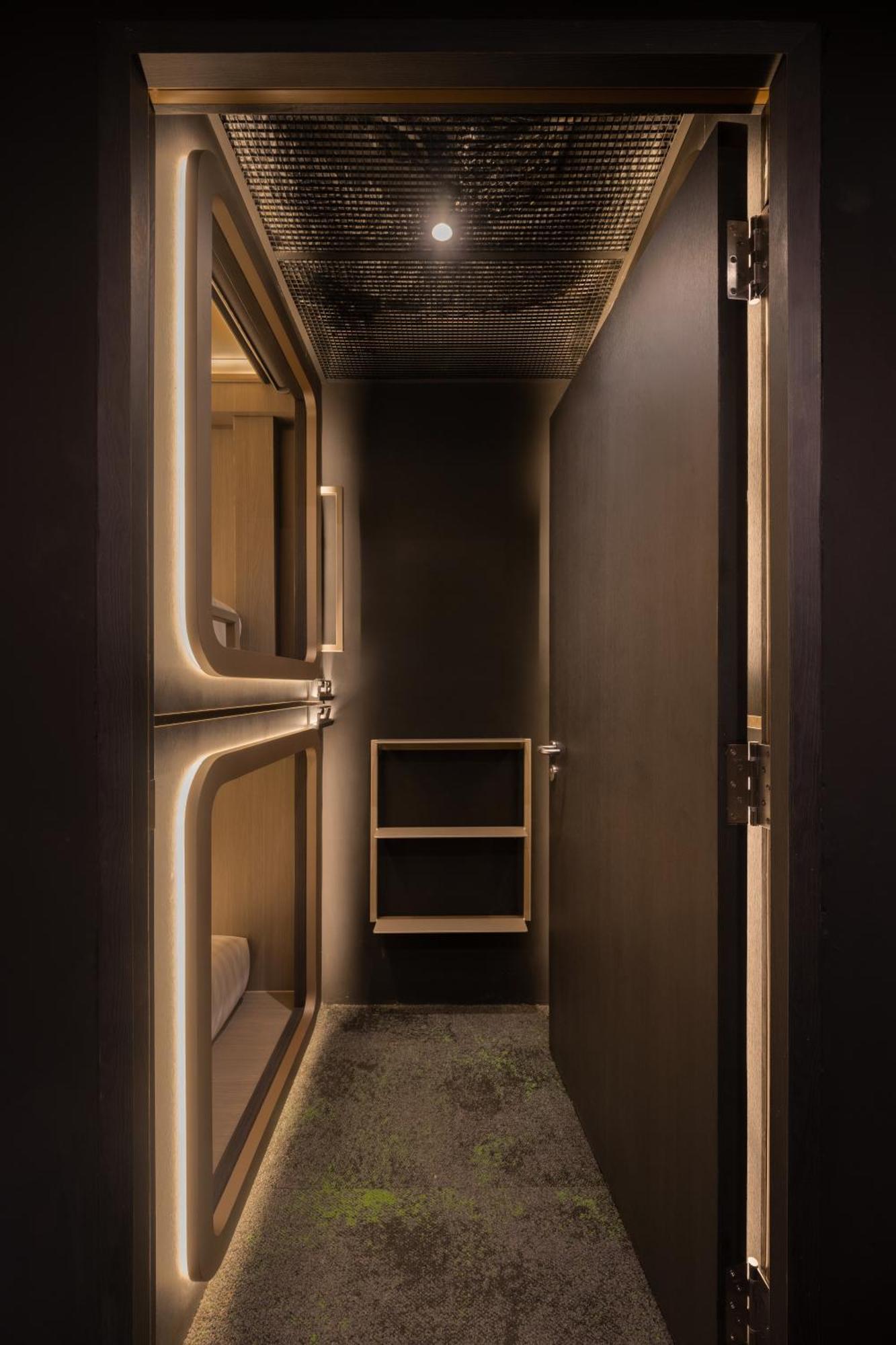 Cube Social Boutique Capsule Hotel At Boat Quay Szingapúr Kültér fotó