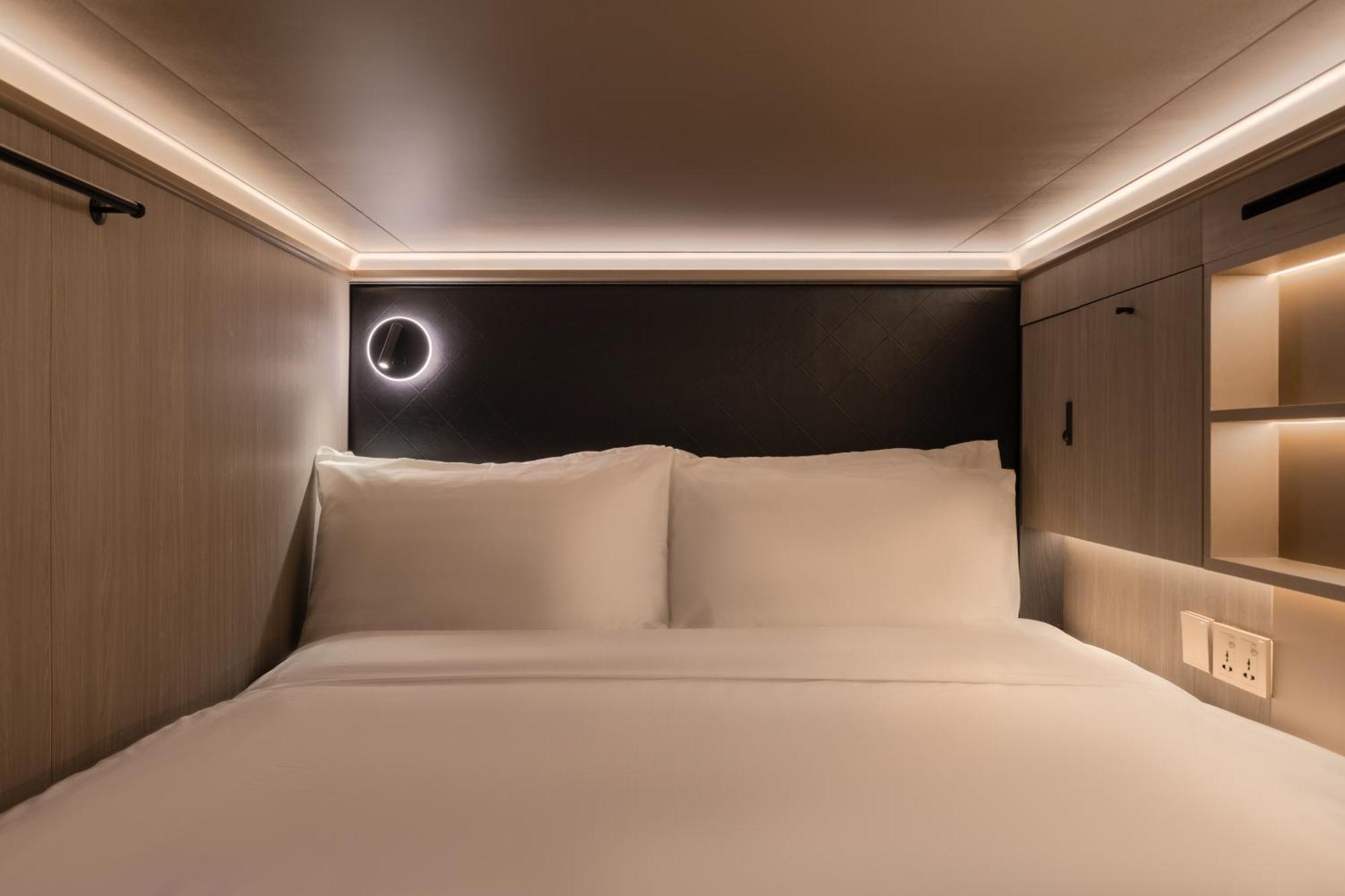 Cube Social Boutique Capsule Hotel At Boat Quay Szingapúr Kültér fotó